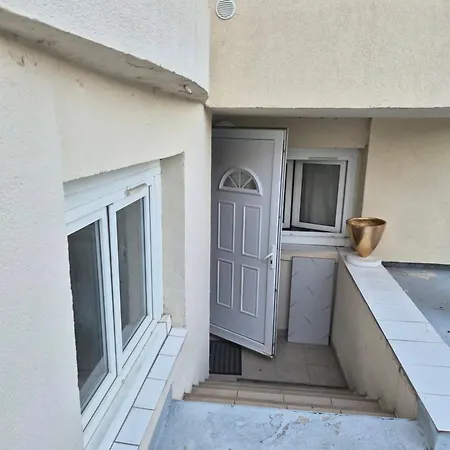 فندق مبيت وإفطار Diaspo Residences أورْجونْتُيْ